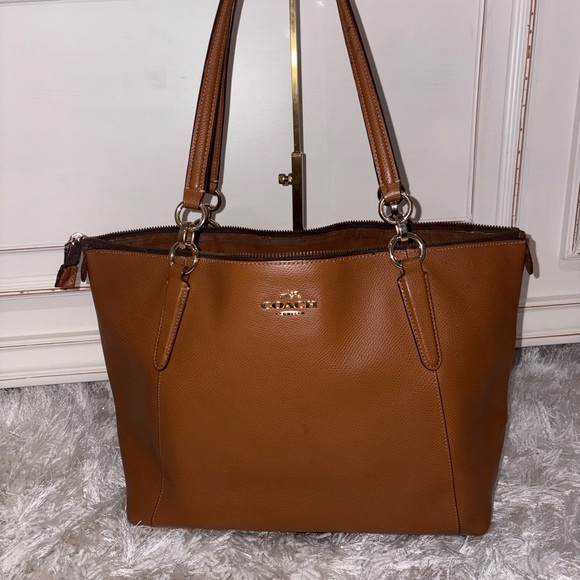 Coach Handbags - Coach Ava tote bag